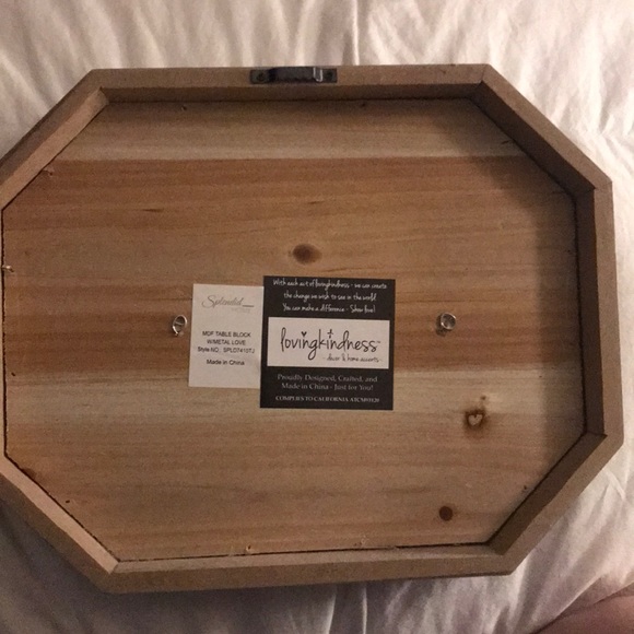 Cute love sign. - Picture 2 of 3